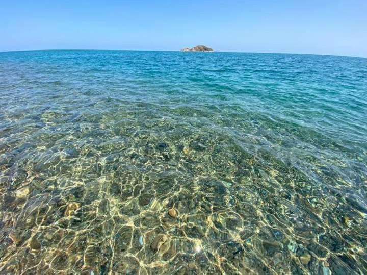 Casa Vacanze Da Michele E Azzurra Lotzorai Bagian luar foto